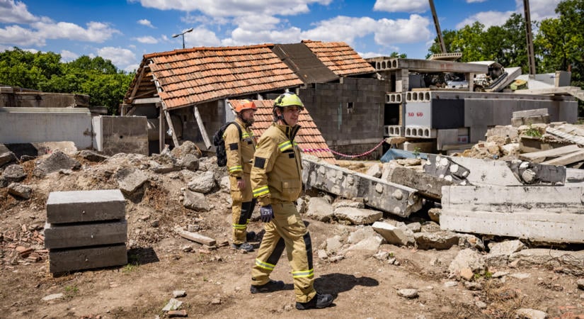 Pécsi tűzoltó is szerepel a Spektrum új, életmentőkről szóló sorozatában