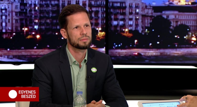 Fél napon át vallatták a rendőrségen Tordai Bencét: Átadta az iratokat a 80 milliárdos Paks II. ügyben