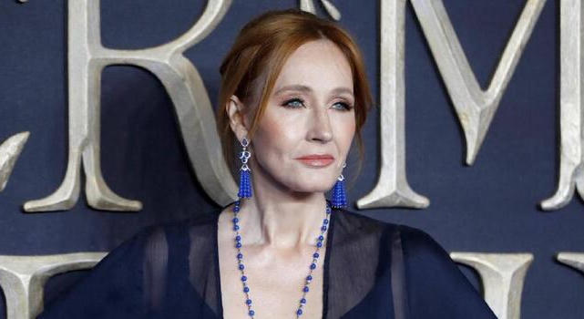 „A nézeteim nem változtak” – J. K. Rowling új esszét írt a transzaktivizmusról