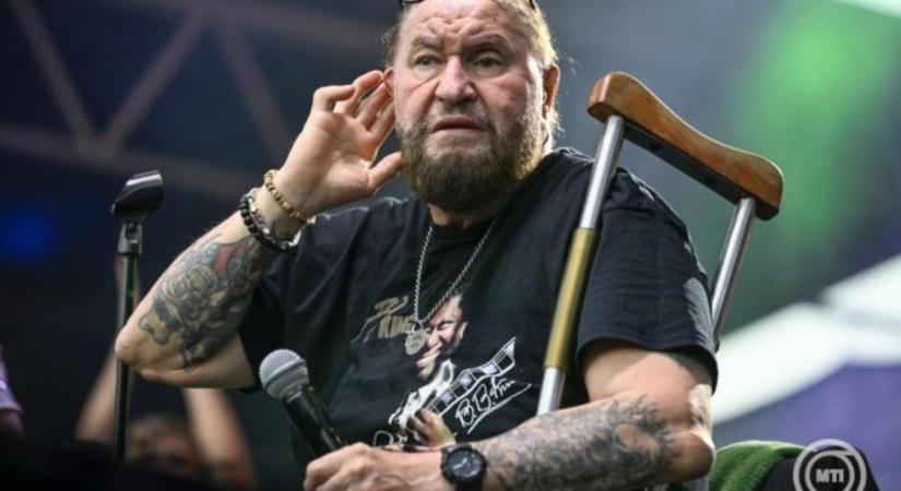 Egy sikeres műtét után váratlanul meghalt Deák Bill Gyula