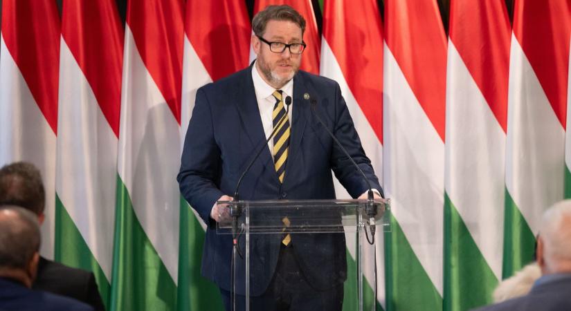 Rendkívüli közgyűlés: Szöllősi György megtarthatta pozícióját