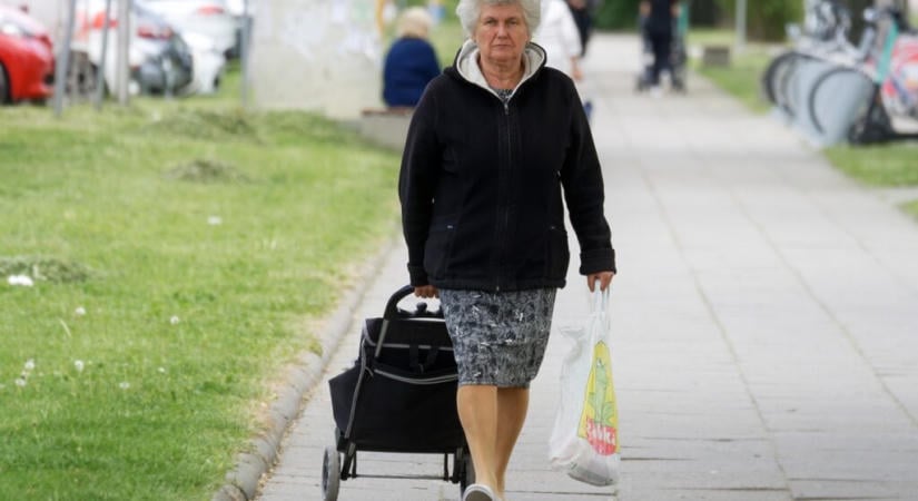 Újabb pénz és kedvezmények várnak a nyugdíjasokra