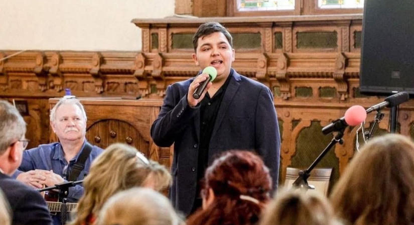 Felvételt nyert a Broadway Stúdióba Sábián Nesztor, Budapestre költözik, de Kaposvárt nem engedi el