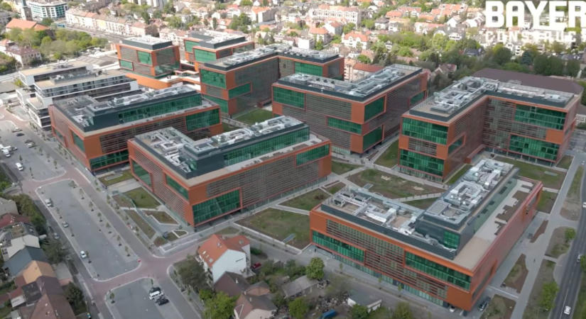 A nyilvánosságnak hirdeti, de nem adja el zuglói irodaházait a Bayer Construct