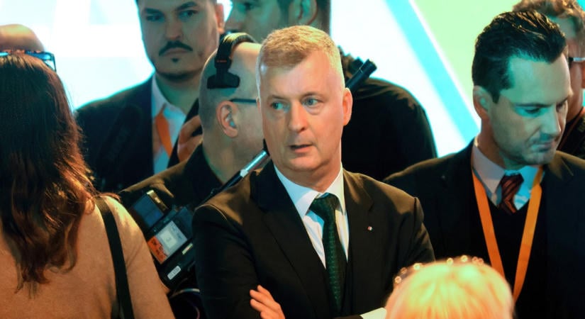 Megy az adok-kapok Magyar Péter és Kubatov Gábor között