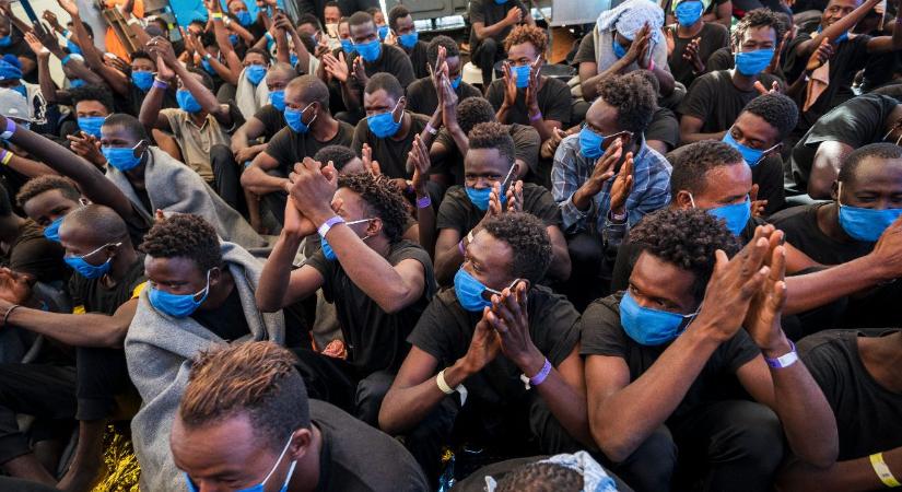 Nincs vita: a Visegrádi Négyek nem fogadják el a migránsok kötelező átvételét