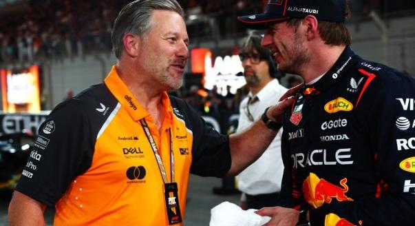„Ha lenne harmadik autóm…” – Brown Verstappenről