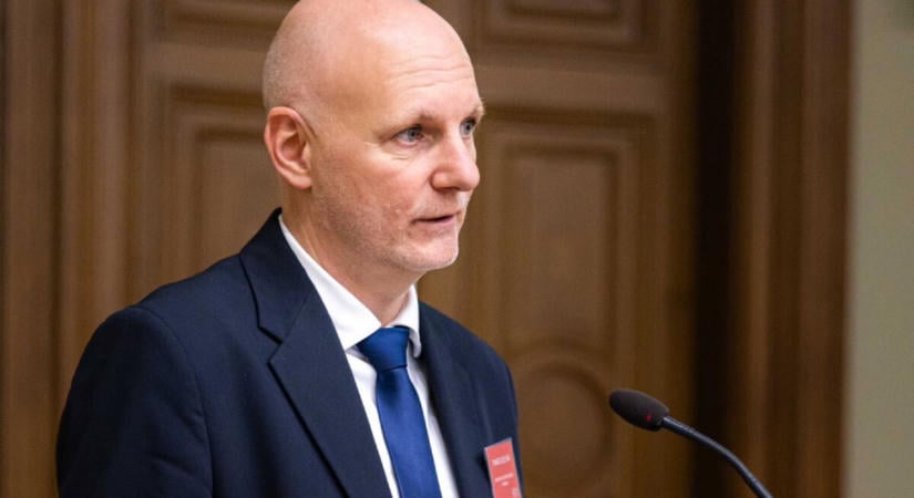 Baj van, leállt több kormányzati oldal