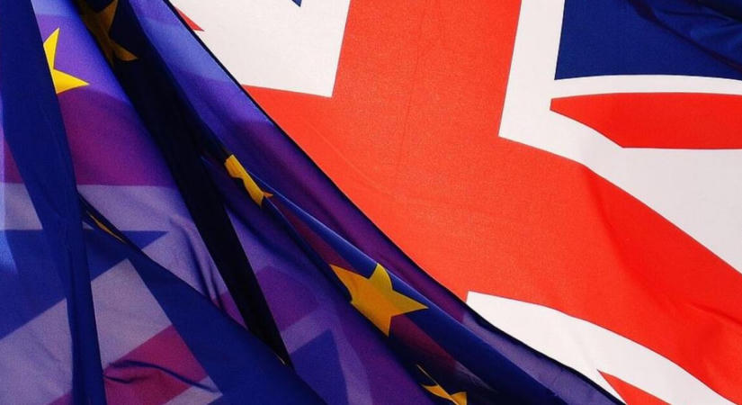 Bemondtak egy összeget: sokmilliárdos kiesést okoz a Brexit