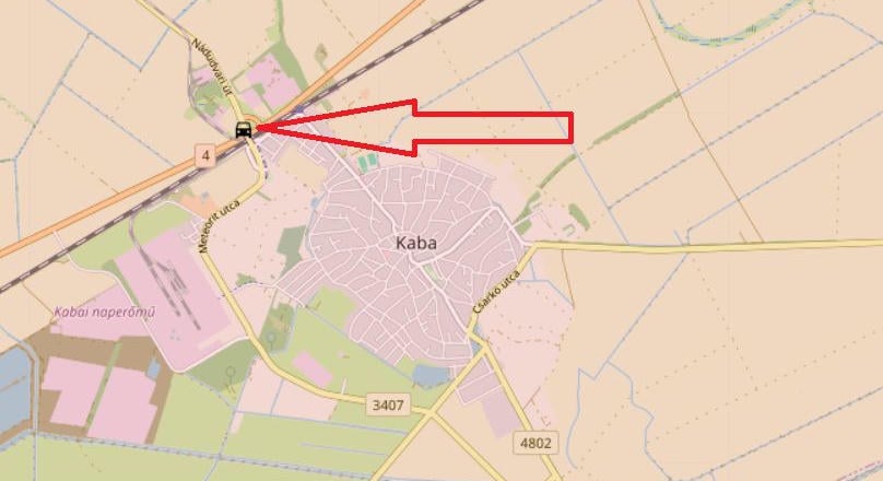 Nagy baleset a 4-esen, Kabánál