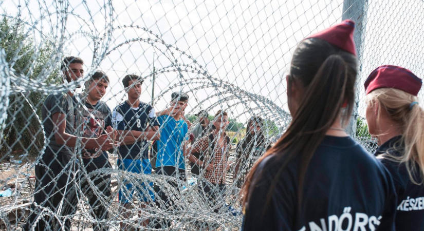 „Magyar Péter folytatja Orbán migránsellenes politikáját”