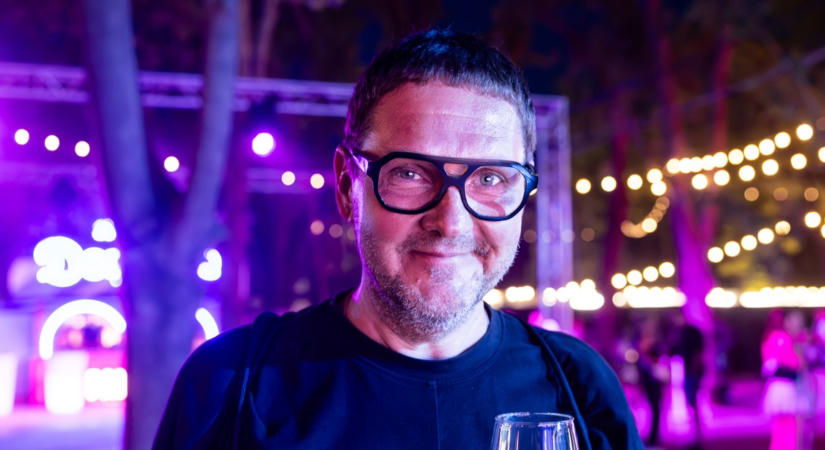 Elkaptuk a Szigeten: így van most Lakatos Márk a botrányok után - megszólalt a Blikknek a divatguru