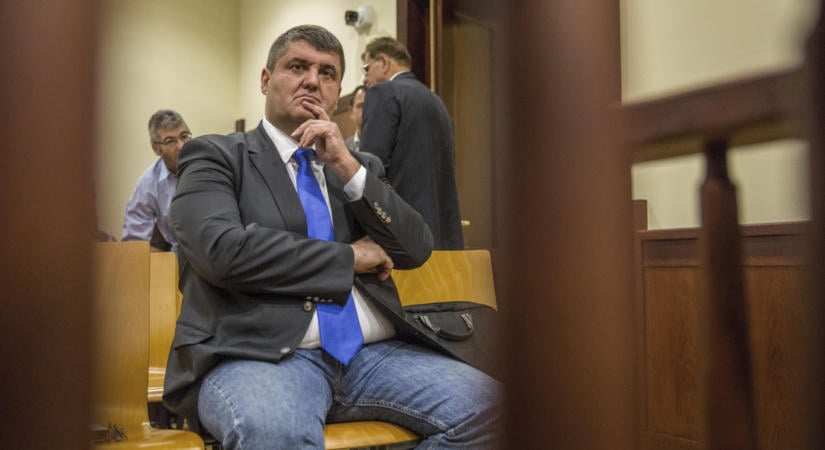 Visszaszívta a nokiás doboz legendáját a koronatanú: meglepő ítélet született Hagyó Miklós büntetőperében