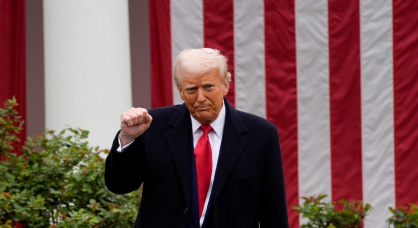 Már az MI-fejlesztők is a fékre lépnének, de Trump szerint minden rendben, csak egy „erős és okos” elnökre van szükség