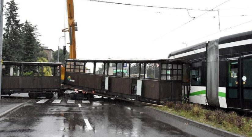 Fékezhetetlenül száguldott a villamos felé a miskolci kisvasút – döbbenetes részletek! - képekkel, videóval
