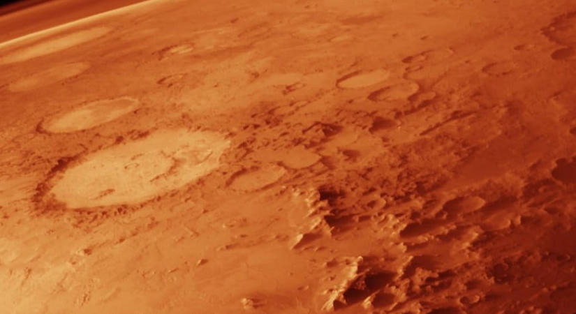 Hatalmas hőanomáliát fedeztek fel a Mars felszíne alatt