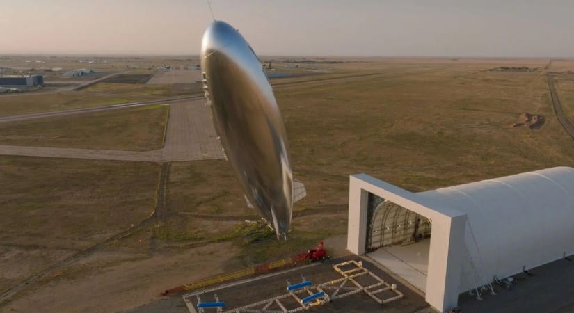 15 000 km-t repült a napelemes léghajó, új korszak kezdődhet a mobilozásban
