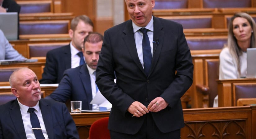 Újabb csontváz hullott ki a Honvédség szekrényéből