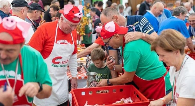 Október 23-i programok: kolbászfesztivál, süllőzés, fénypark és koncertek – hová érdemes elindulni a hosszú hétvégén?