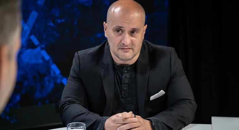 Életveszélyesen megfenyegették Tarjányi Pétert: Azt írta, kibelez és tudja, hol dolgozom