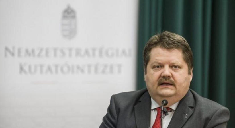 Benyújtotta felmondását a Nemzetstratégiai Kutatóintézet elnöke