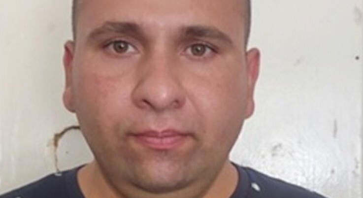 A HÉV-megálló peronján ütötte el az ismerősét, körözik az autóst