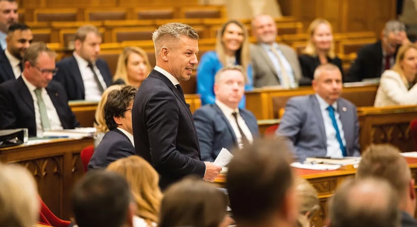 Adóemelés, kata-szigorítás – sorra maradnak el a Tisza-kormány választási ígéretei