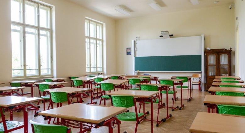 Ezeket az adatokat veszik alapul az online oktatásra való áttérés esetében
