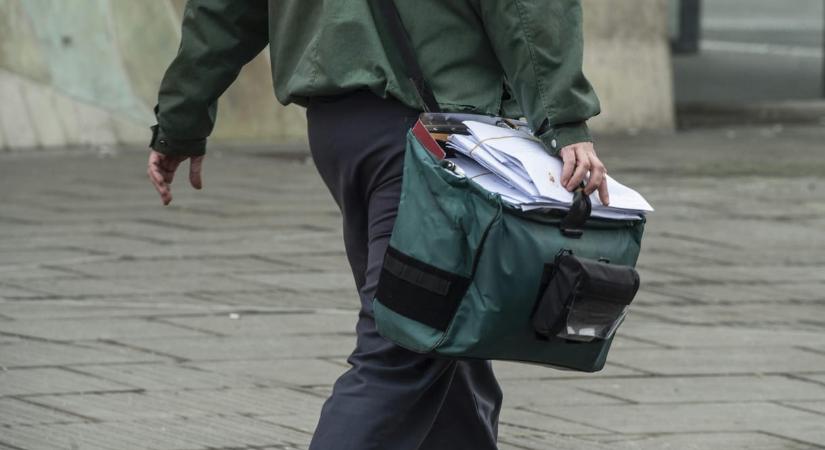 Meghalt két postás a hőségben munka közben
