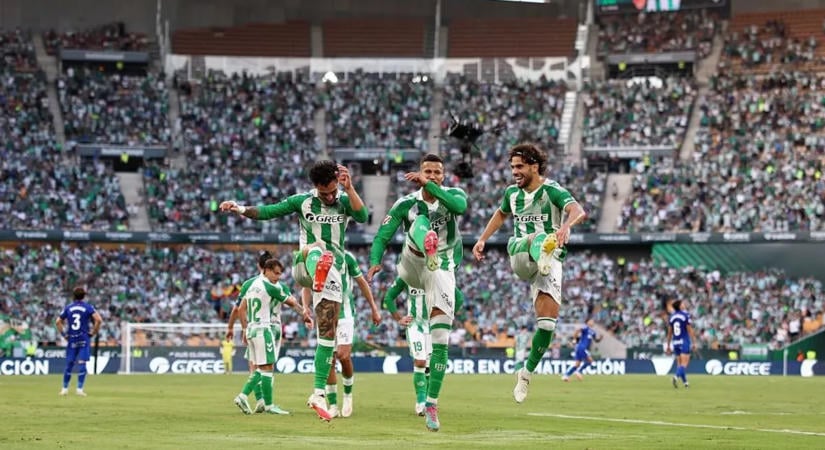 A Getafe legyőzésével utolérte a Realt, s dobogós a Betis