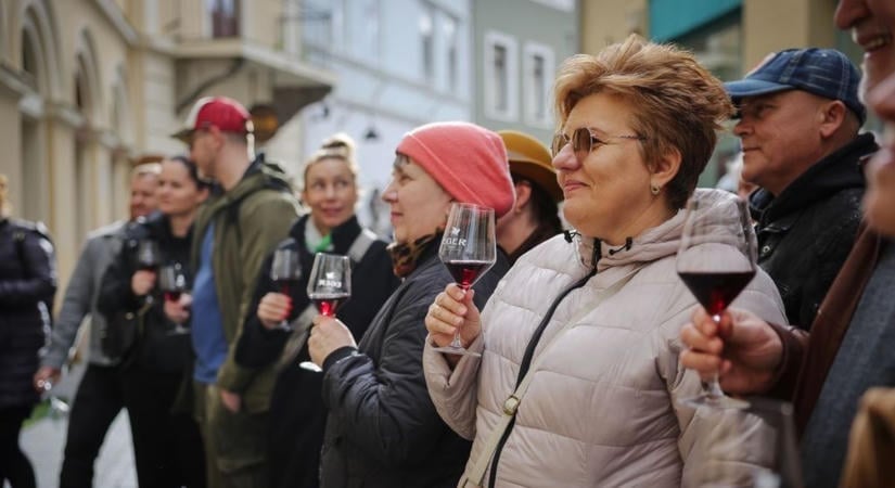 Ingyenes várbelépő, Bikavér Ünnep és birsfesztivál: íme Heves megye legjobb hétvégi programjai!