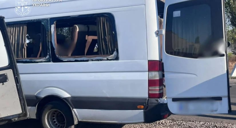 Kilőttek egy civil buszt az oroszok, legalább öten meghaltak