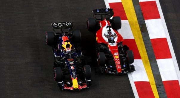 Hadjar: Max a Ferrarival még nagyobb előnnyel nyert volna