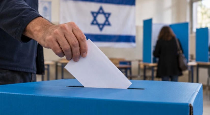 Izraelre figyel a világ: Netanjahu vagy Eisenkot?