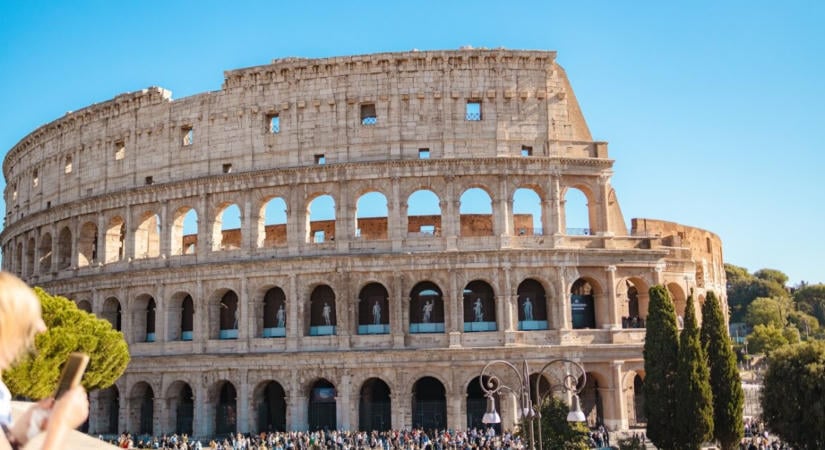 Rómának elege lett a bűnözésből, rendkívüli intézkedést hoztak a Colosseumnál