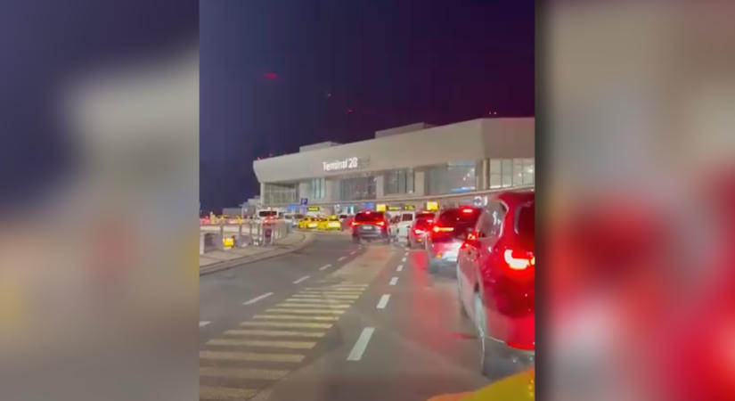 Taxis káosz az első napon: miről szól a reptéri behajtási díj körüli vita?