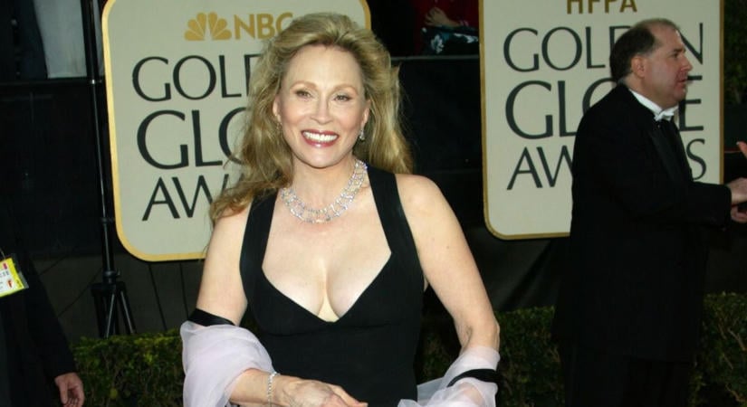 A Bonnie és Clyde 85 éves dívája két év után tért vissza: így néz ki most Faye Dunaway - Fotó