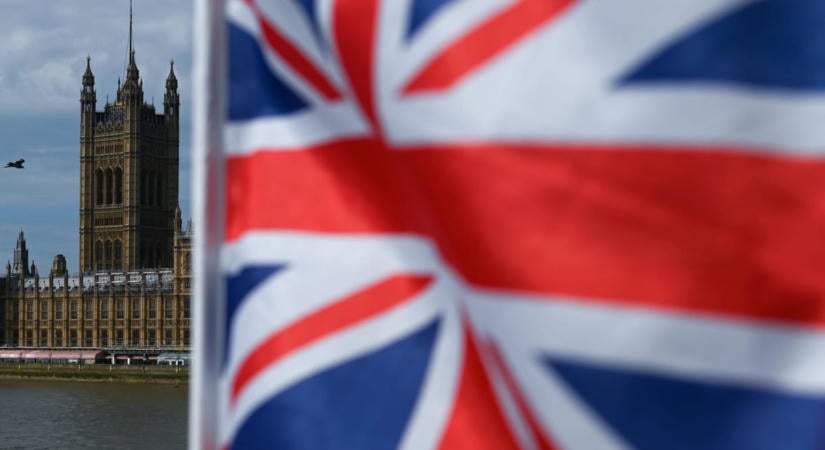 „Aki még azt hiszi, hogy az USA megvédi Nagy-Britanniát az oroszok atomfenyegetésétől, az menjen orvoshoz”
