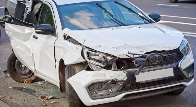 Ráfutásos baleset történt a 62-esen, Székesfehérvárnál