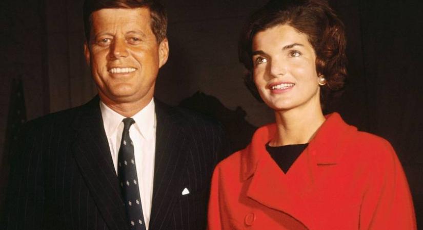 John F. Kennedy a szeretőjével volt, míg Jackie a másik szobában tartózkodott: a first lady tudott a nőügyeiről