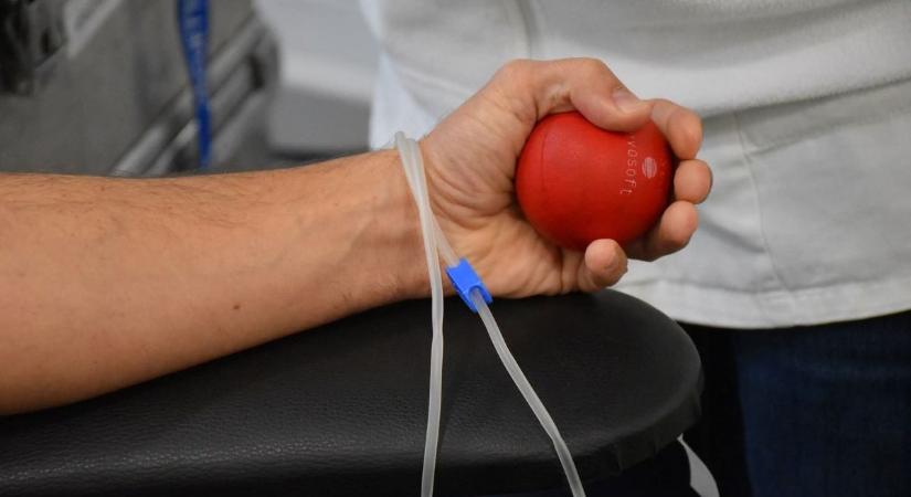 Egy óra alatt is életet menthetsz: itt vannak a következő véradások helyszínei és időpontjai július végén