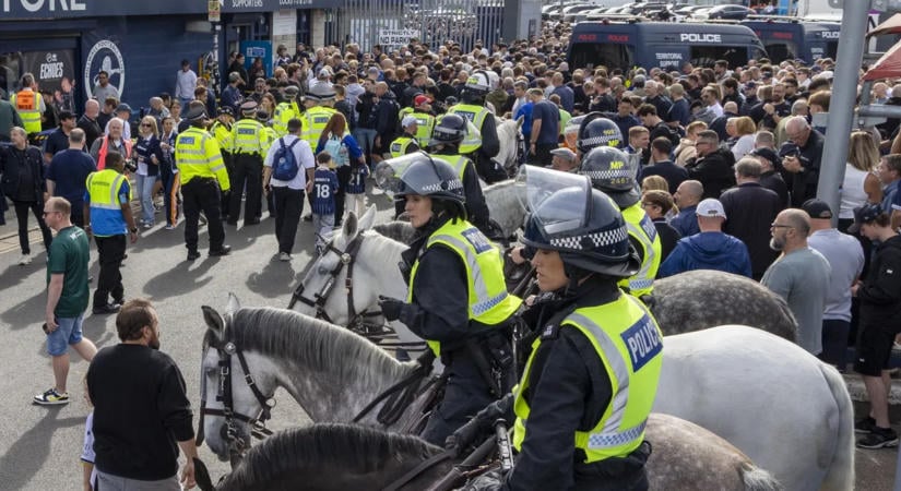 Csapdába csalták a huligánokat? Verekedés helyett rendőrök vártak rájuk