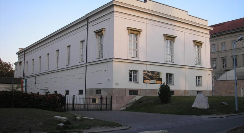 Új központi épületbe költözne a Természettudományi Múzeum Budapesten