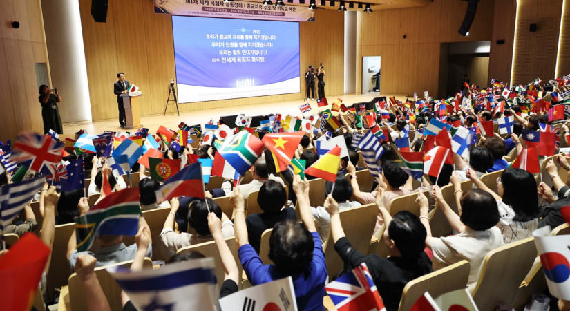 3 000 lelkész világszerte: „Veszélyben van a vallásszabadság Dél-Koreában – Állítsák le a közvélemény általi bíráskodást és engedjék szabadon a 95 éves vezetőt!”