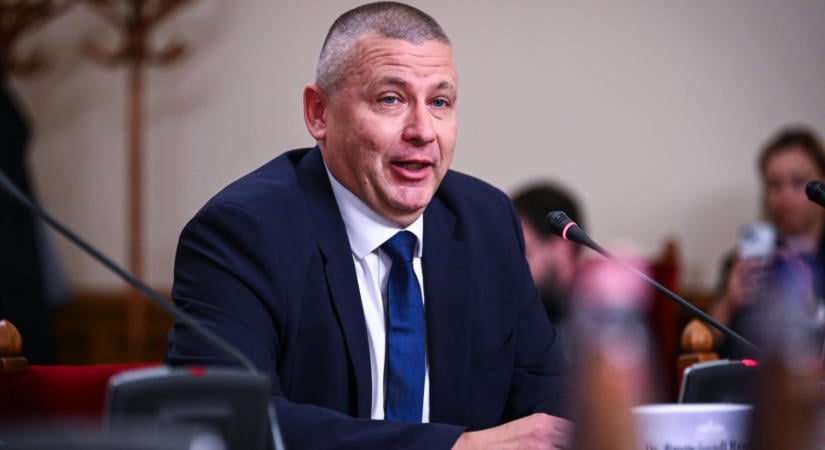 Hiába vett az Orbán-kormány tízmillió forintért hintót III. Károlynak, a brit uralkodó nem kérte