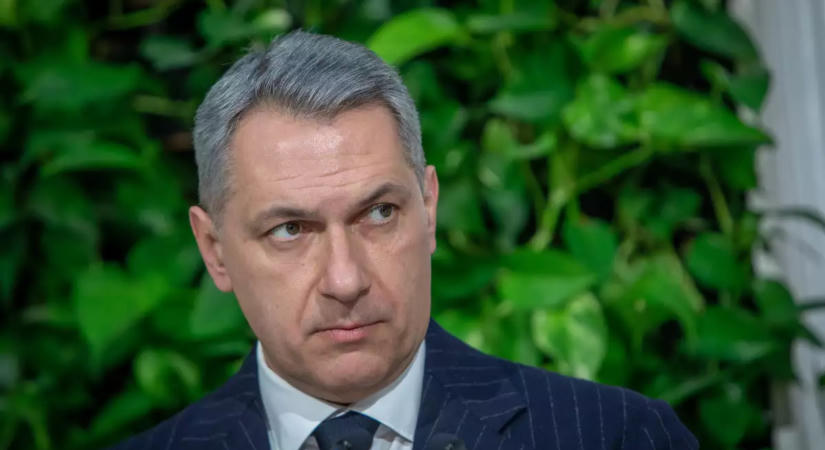 13 milliós bírságot kapott Lázár János: bontani kell az erdei építkezéseit