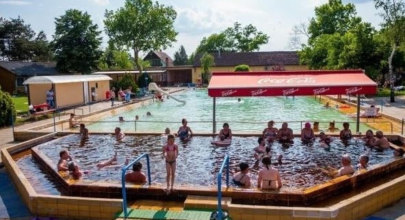 Megbírságolták és fertőtlenítésre kötelezték a Kerekestelepi Termálfürdőt