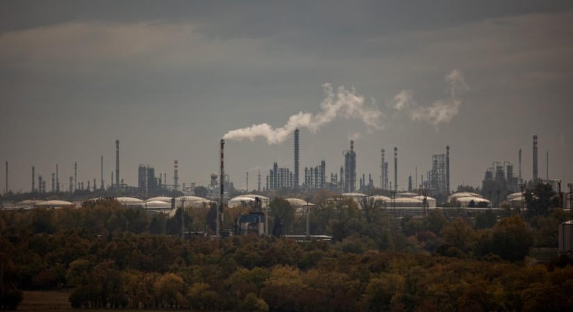 Forbes: Összeomlottak a tárgyalások a Mol és a Gazprom között a szerb olajvállalat megszerzéséről