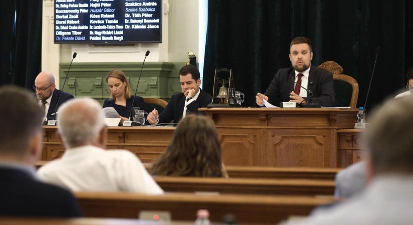 Rendkívüli közgyűlés Győrben a szolidaritási adó miatt