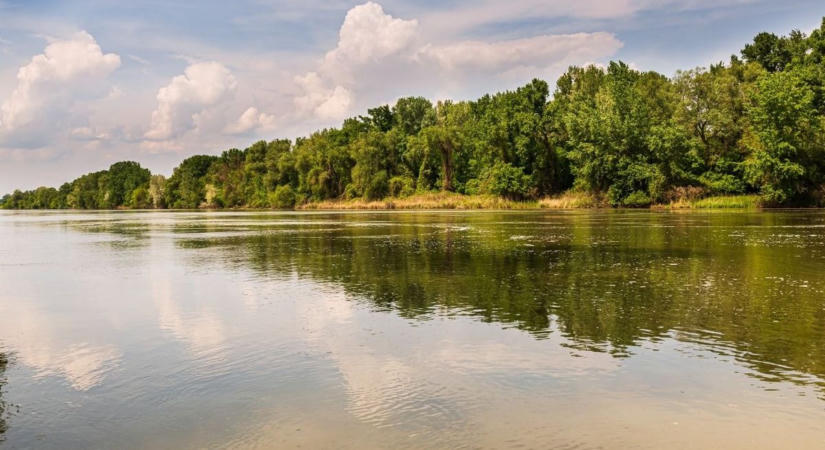 Élet Tiszaújvárosban, vagy petrolkémia, Tisza és termálvíz